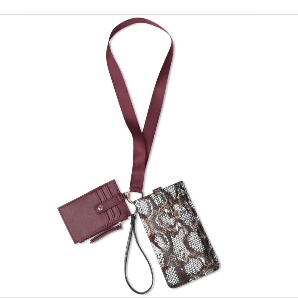 NWT INC INTERNATIONAL CONCEPTS Ashlii Snake Lanyard